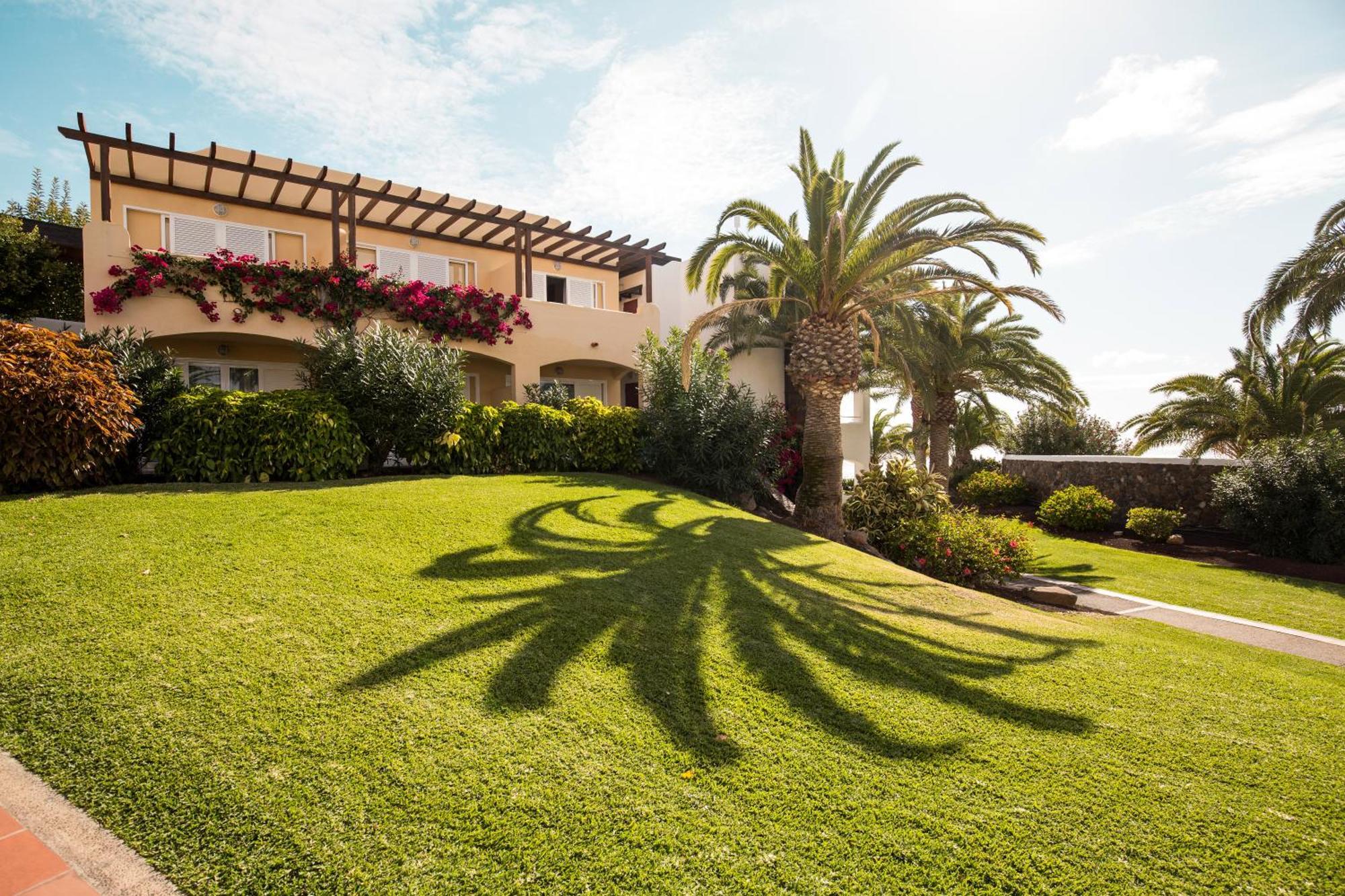 Resort Robinson Club Esquinzo Playa 4*